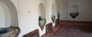 اقامتگاه بومگردی کریم خان (اتاق۶) همدان اقامتگاه بومگردی کریم خان (اتاق۶) همدان