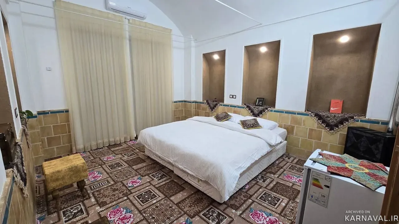 اقامتگاه بومگردی عمارت مهربانو عقدا (اتاق پارس بانو) عقدا اقامتگاه بومگردی عمارت مهربانو عقدا (اتاق پارس بانو) عقدا