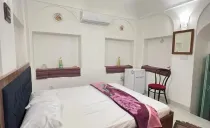 اقامتگاه بومگردی سرای مهربان شهریار (ورهرام) یزد اقامتگاه بومگردی سرای مهربان شهریار (ورهرام) یزد