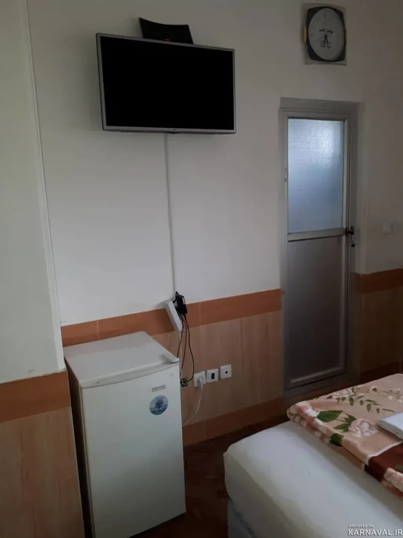 مهمانسرا قائم اتاق ۳۲۳ بیرجند