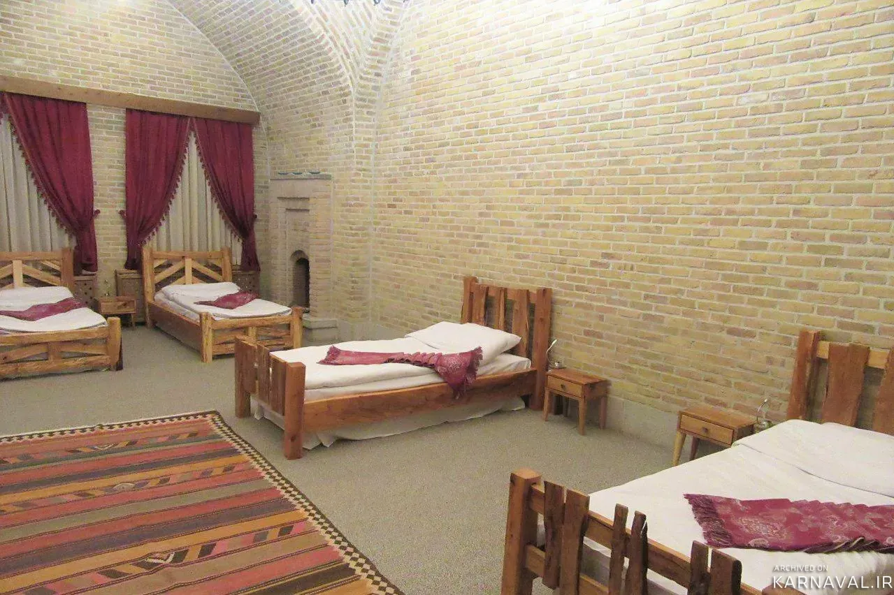 هتل سنتی هتل کاروانسرای یام (چهار تخته 2) مرند