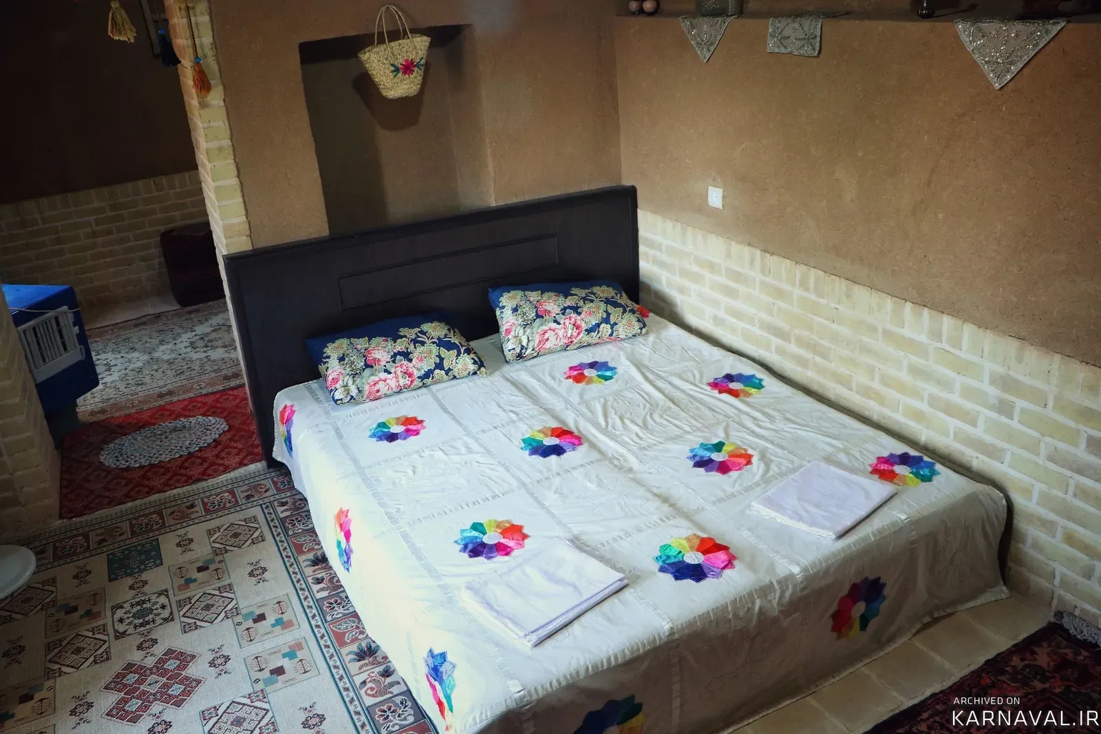 اقامتگاه بومگردی قنات ابراهیم آباد (خونه عروس) اراک اقامتگاه بومگردی قنات ابراهیم آباد (خونه عروس) اراک