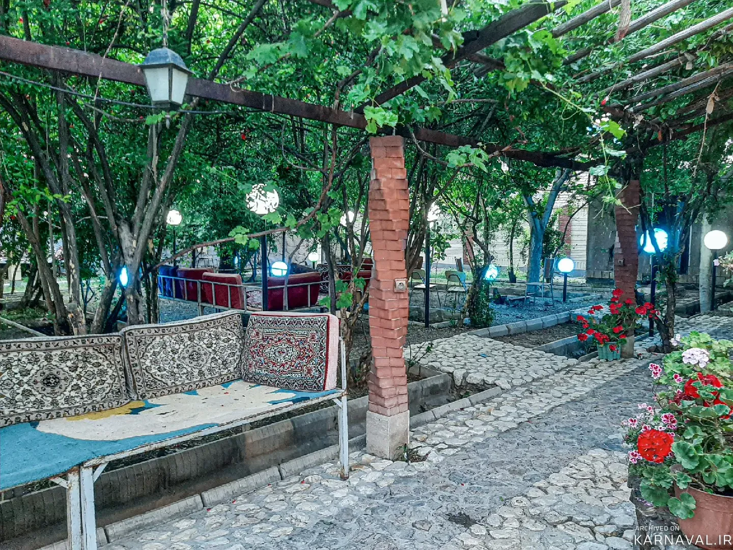 اقامتگاه بوم‌گردی گدین (اتاق دبل) ماهان