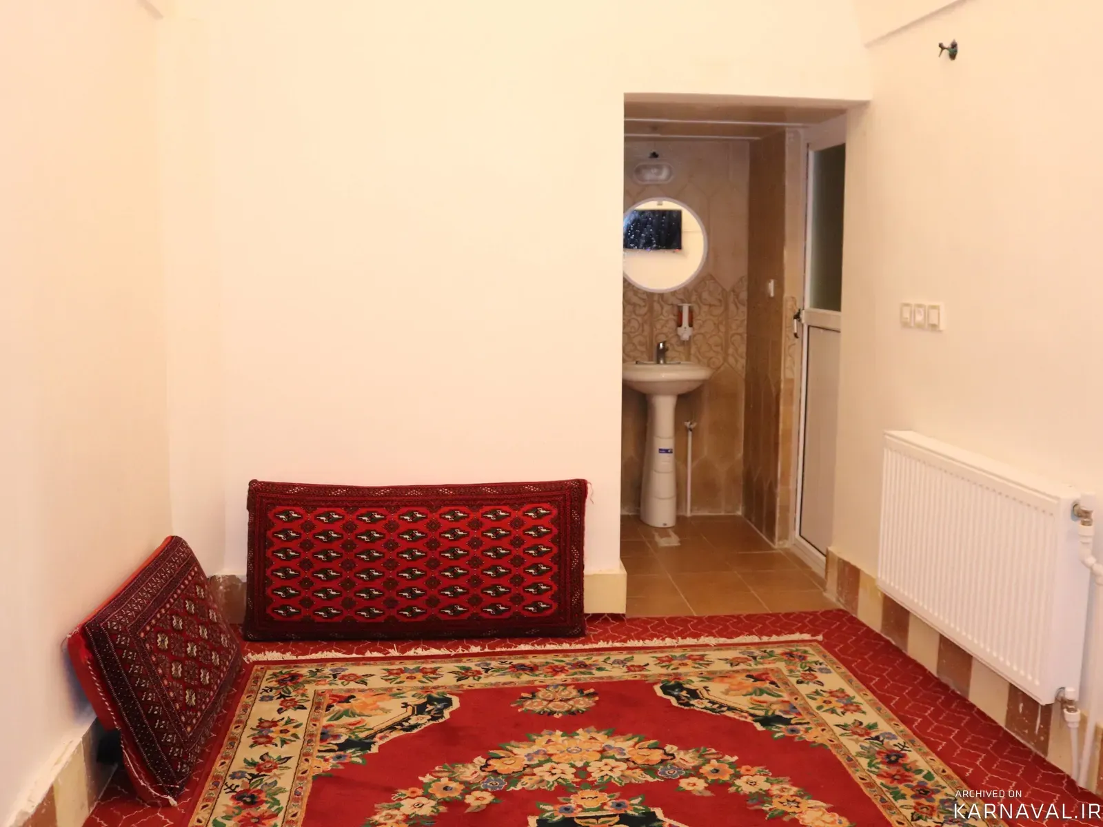 اقامتگاه بومگردی تاریخی سرای زنده دلان (شاعر) فردوس اقامتگاه بومگردی تاریخی سرای زنده دلان (شاعر) فردوس