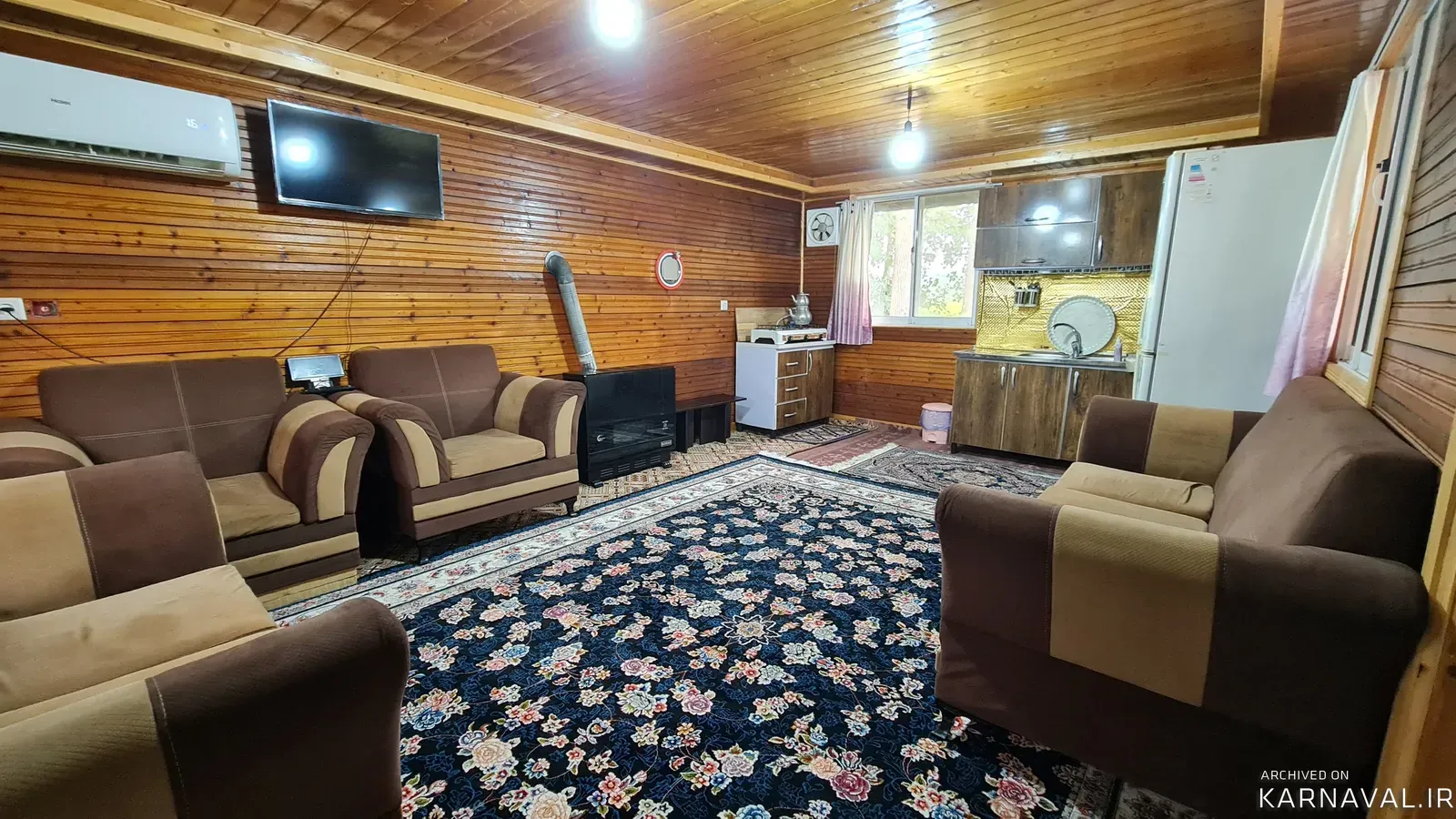 کلبه  چوبی احمدی شیرگاه