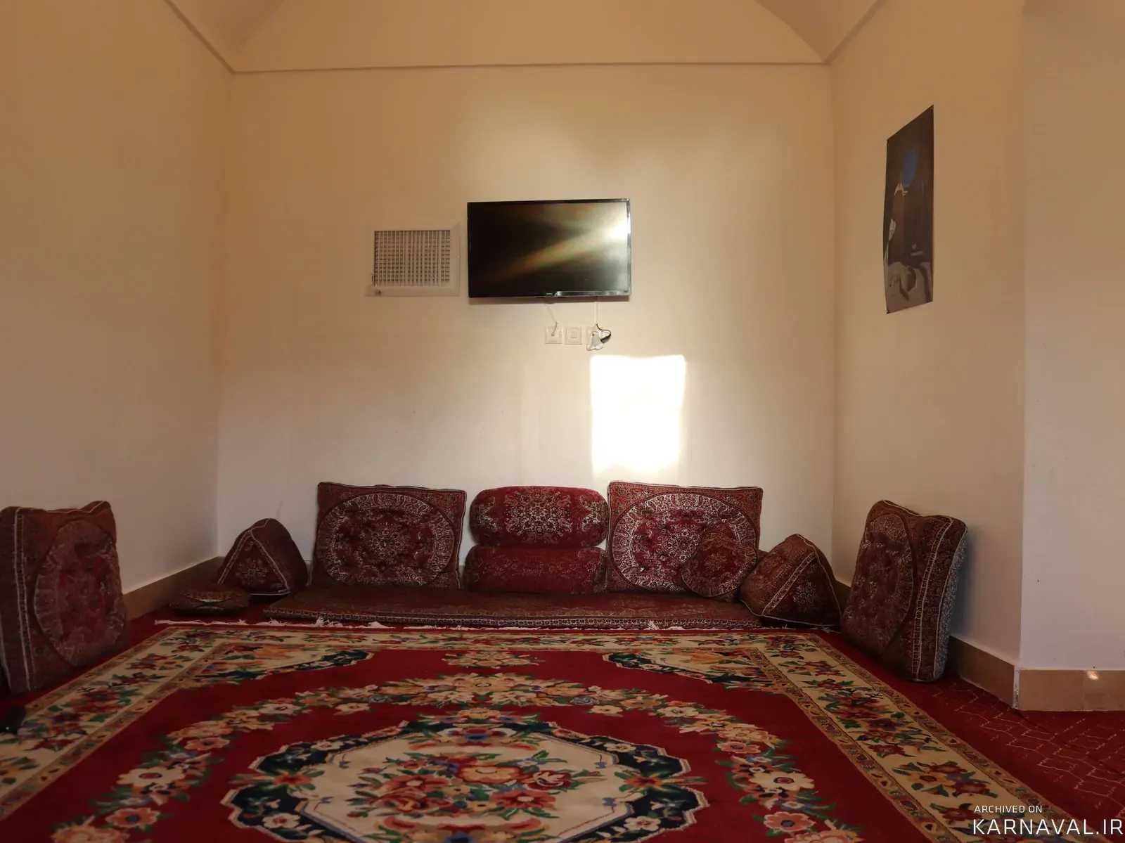 اقامتگاه بومگردی سرای زنده دلان (خاتون) فردوس اقامتگاه بومگردی سرای زنده دلان (خاتون) فردوس