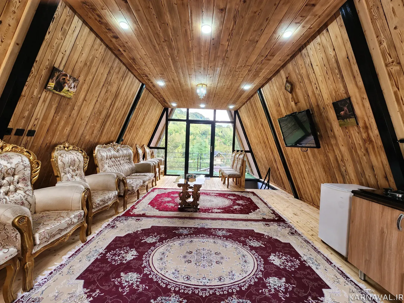 کلبه سوئیسی افرا لاهیجان
