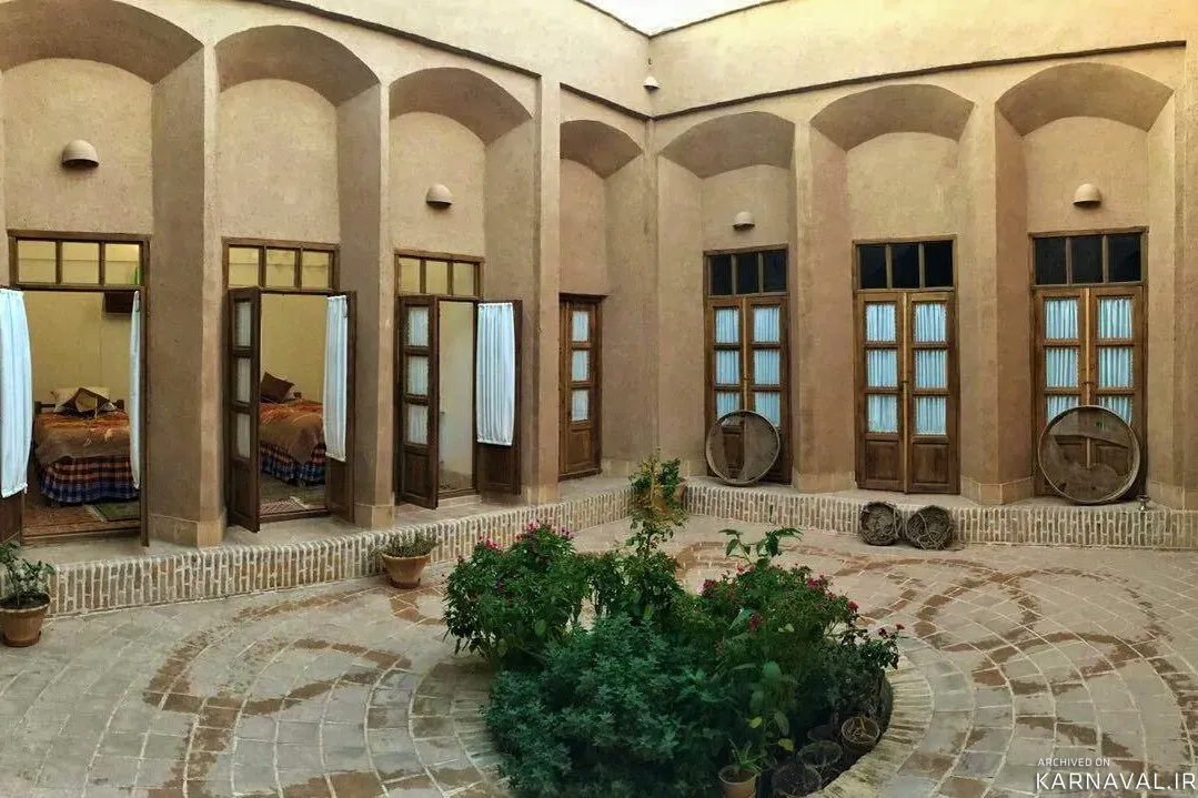 اقامتگاه بومگردی خانه رستم(اتاق هوشمند) یزد اقامتگاه بومگردی خانه رستم(اتاق هوشمند) یزد