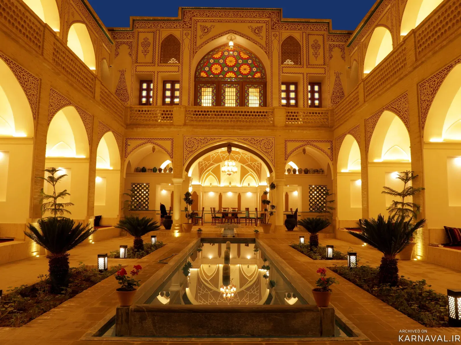 هتل سنتی عمارت ماندگار(110 _ شاه نشین) کاشان