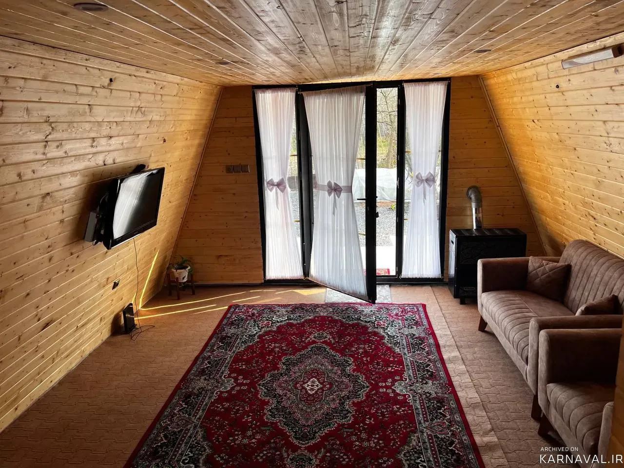 کلبه سوئیسی یکتا آستانه لاهیجان