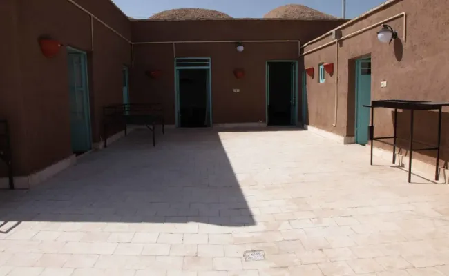 اقامتگاه بومگردی خانه خشتی (اتاق 1) رفسنجان اقامتگاه بومگردی خانه خشتی (اتاق 1) رفسنجان