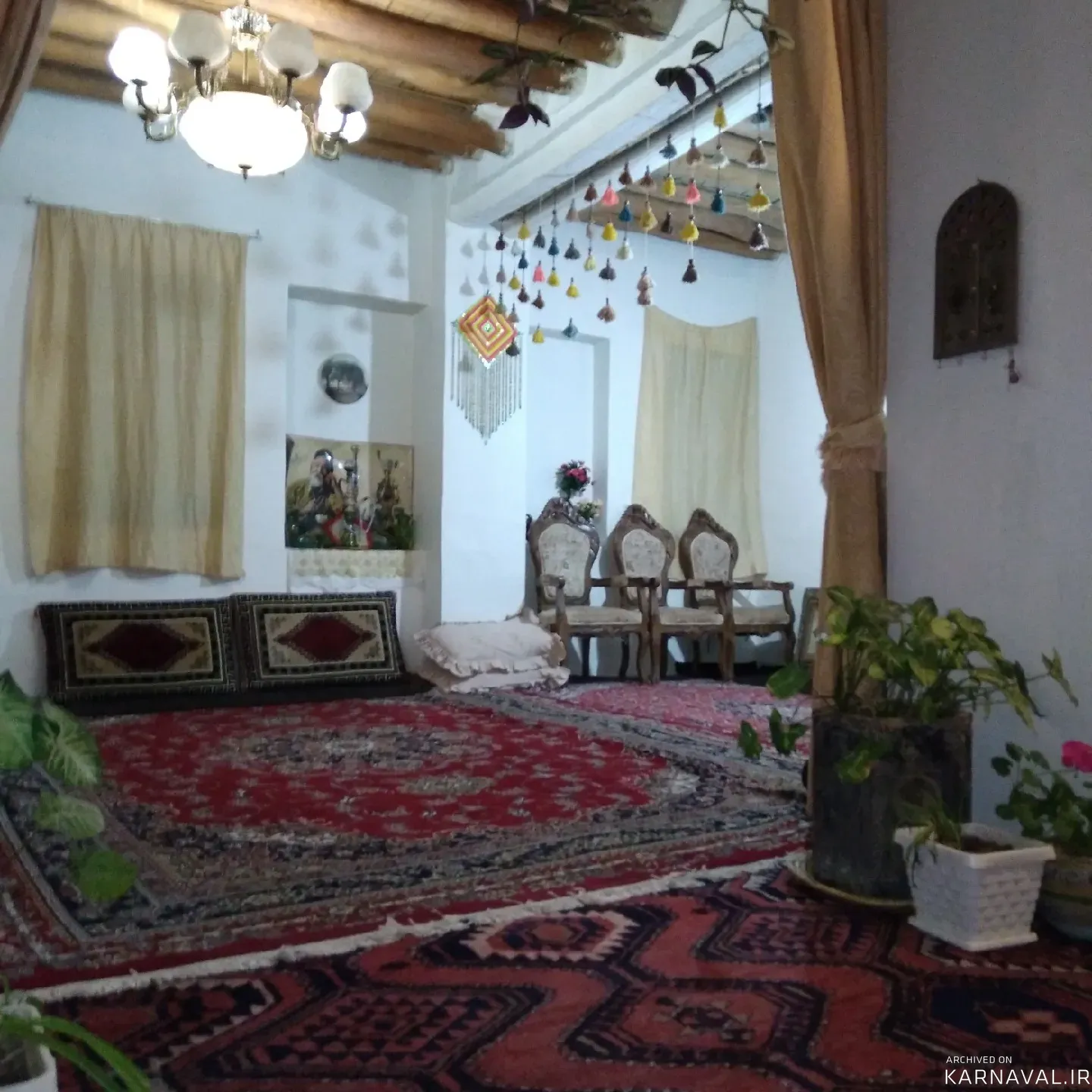 اقامتگاه بومگردی کهن باغ بهادران اقامتگاه بومگردی کهن باغ بهادران