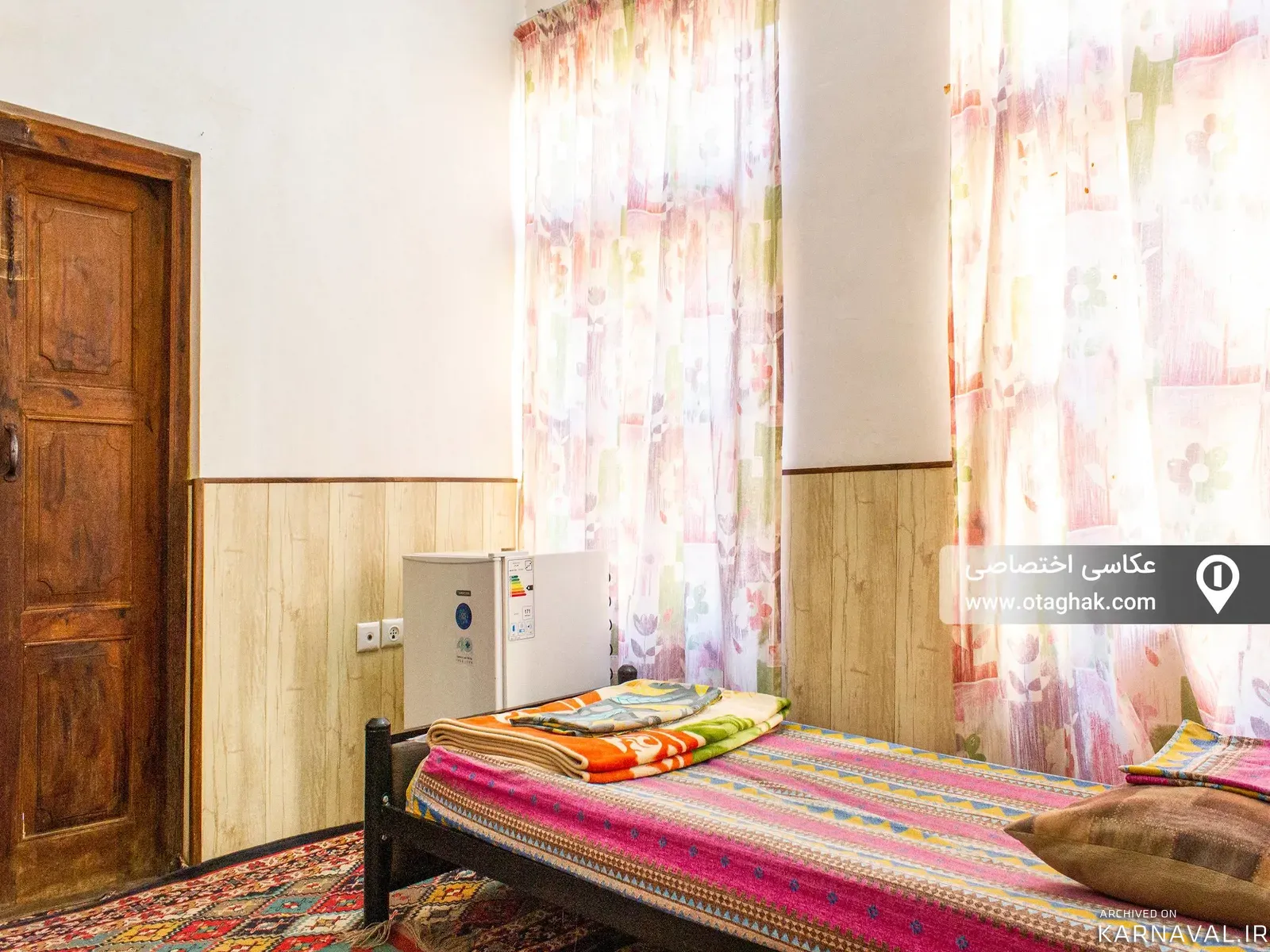 اقامتگاه بومگردی طارونه (چهار نفره ) یزد اقامتگاه بومگردی طارونه (چهار نفره ) یزد
