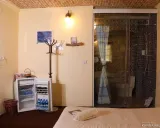 اقامتگاه بومگردی خانه باغ ایرانی (اتاق فریدون مشیری) شیراز اقامتگاه بومگردی خانه باغ ایرانی (اتاق فریدون مشیری) شیراز