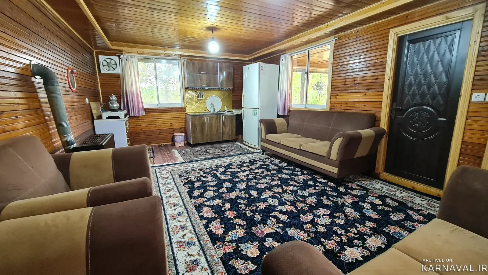 کلبه  چوبی احمدی شیرگاه