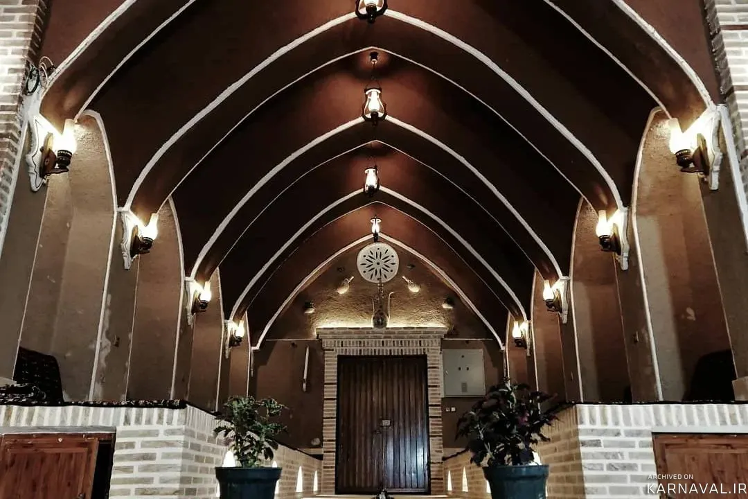 اقامتگاه بومگردی عمارت کهن آران و بیدگل اقامتگاه بومگردی عمارت کهن آران و بیدگل