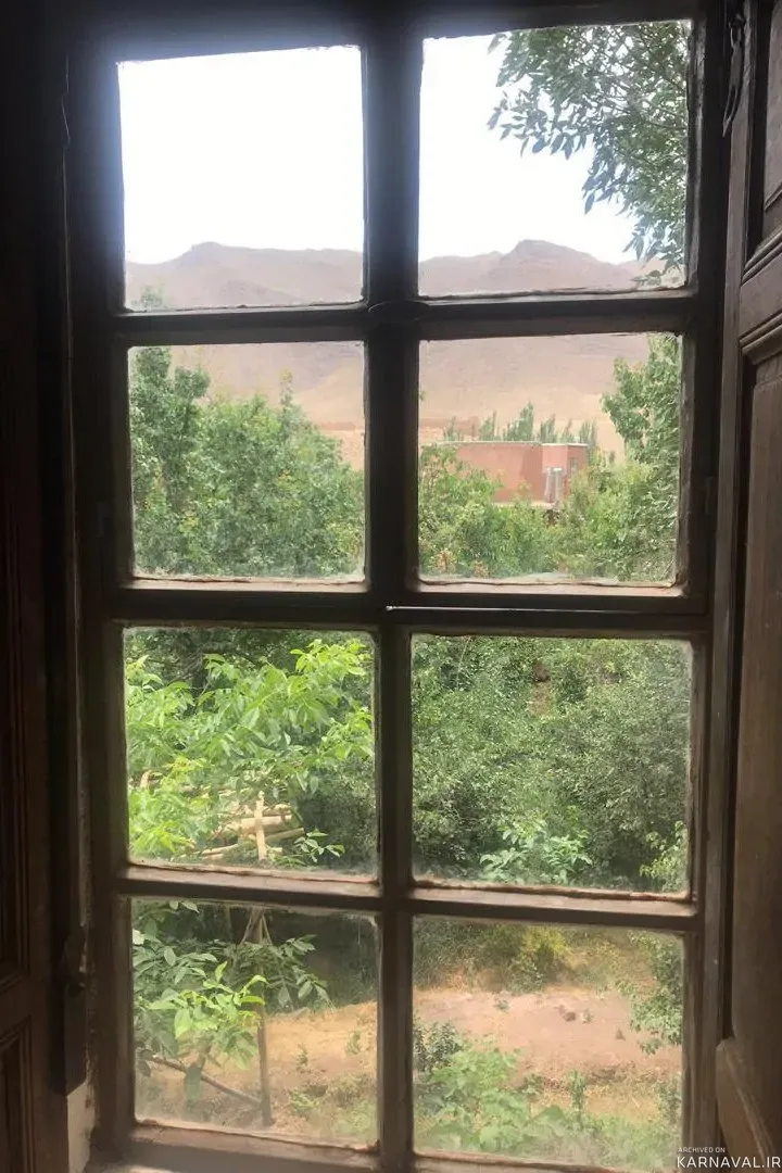 خانه  خشت و خورشید ابیانه