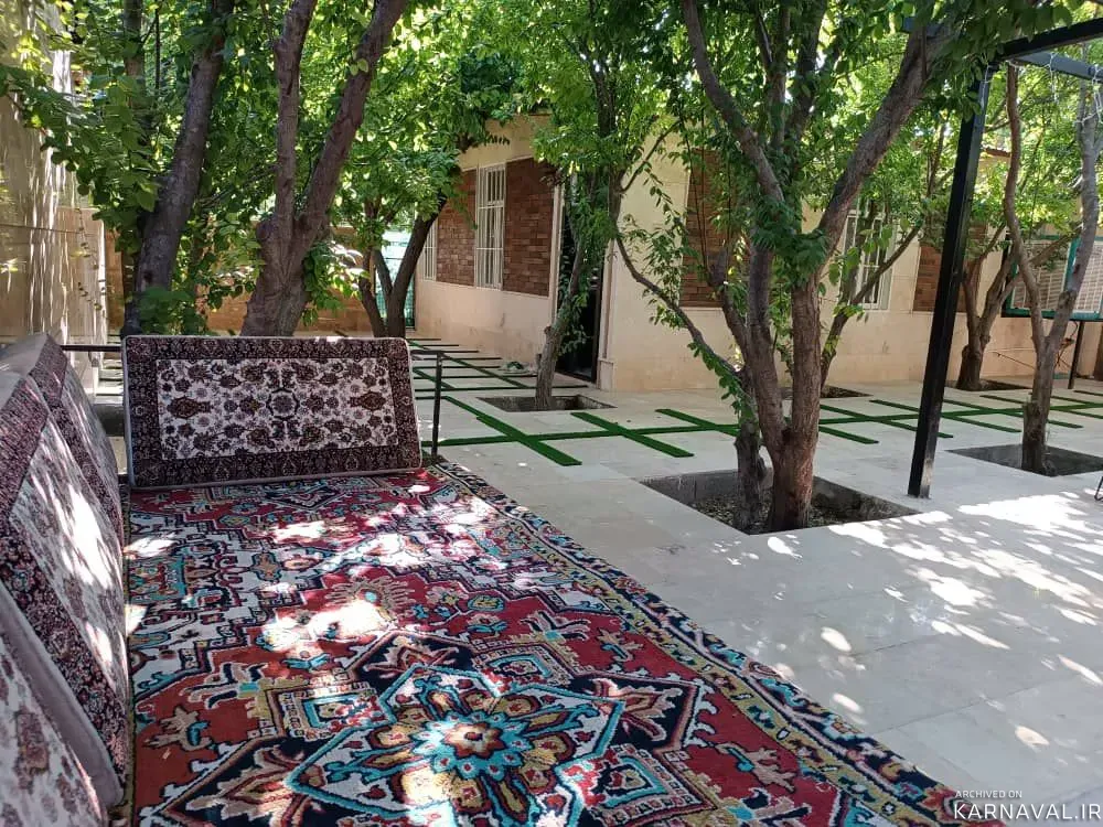 ویلا باغ استخردار آبگرم شاهان با بیلیارد و فوتبال دستی شهریار