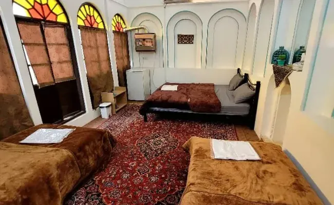 هتل سنتی صادقی (اتاق ۱ سوریجان) کاشان هتل سنتی صادقی (اتاق ۱ سوریجان) کاشان
