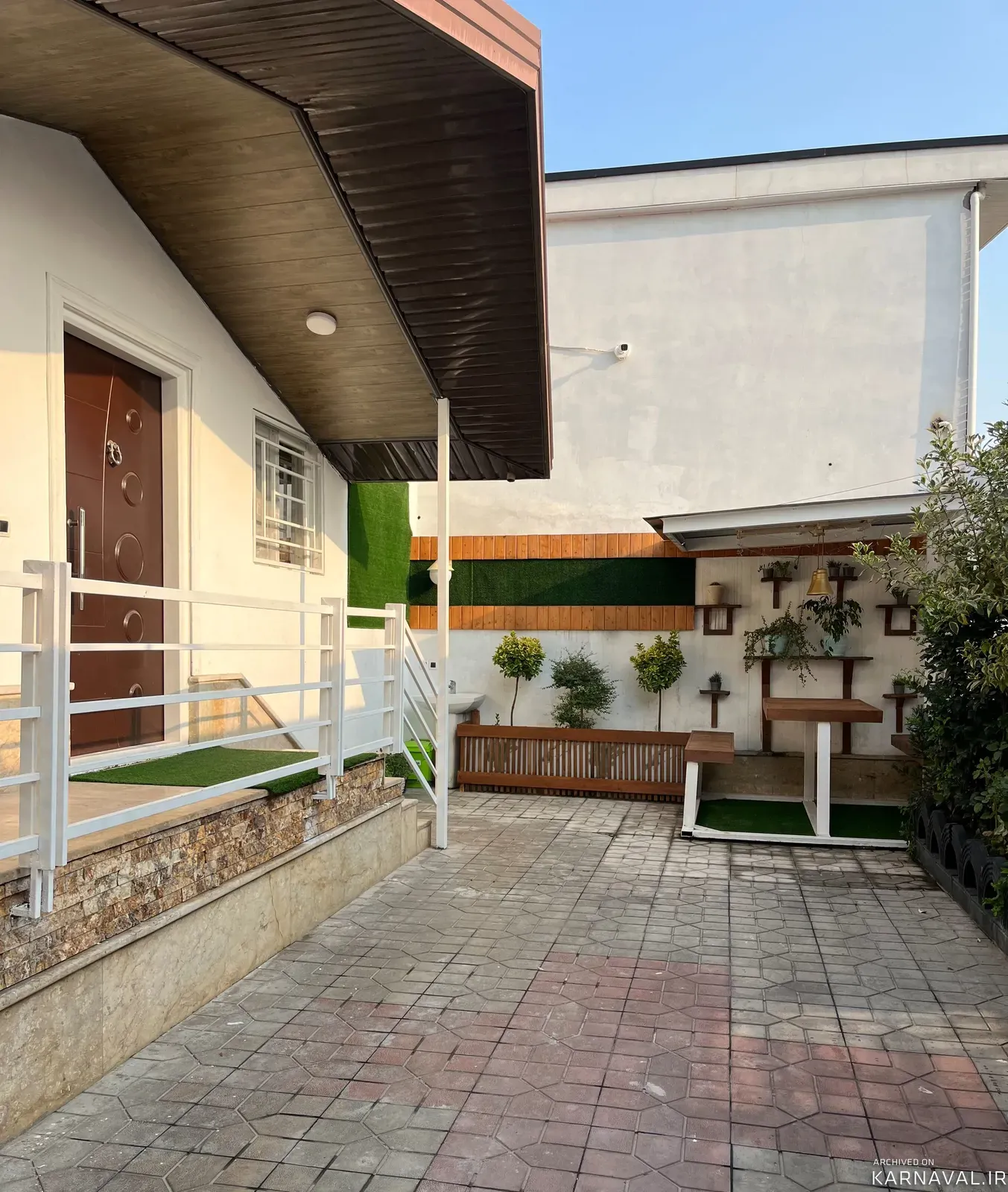 ویلا استخردار آبگرم گلایل با ایرهاکی سرخ رود
