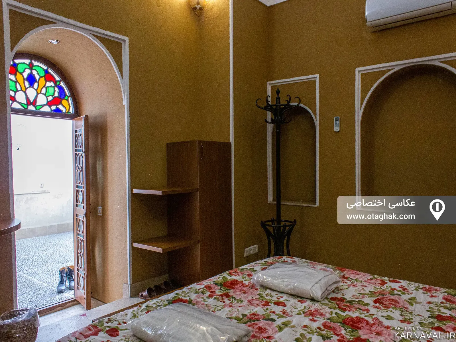 اقامتگاه بوم‌گردی سه نیک (اتاق پوروچیستا) یزد