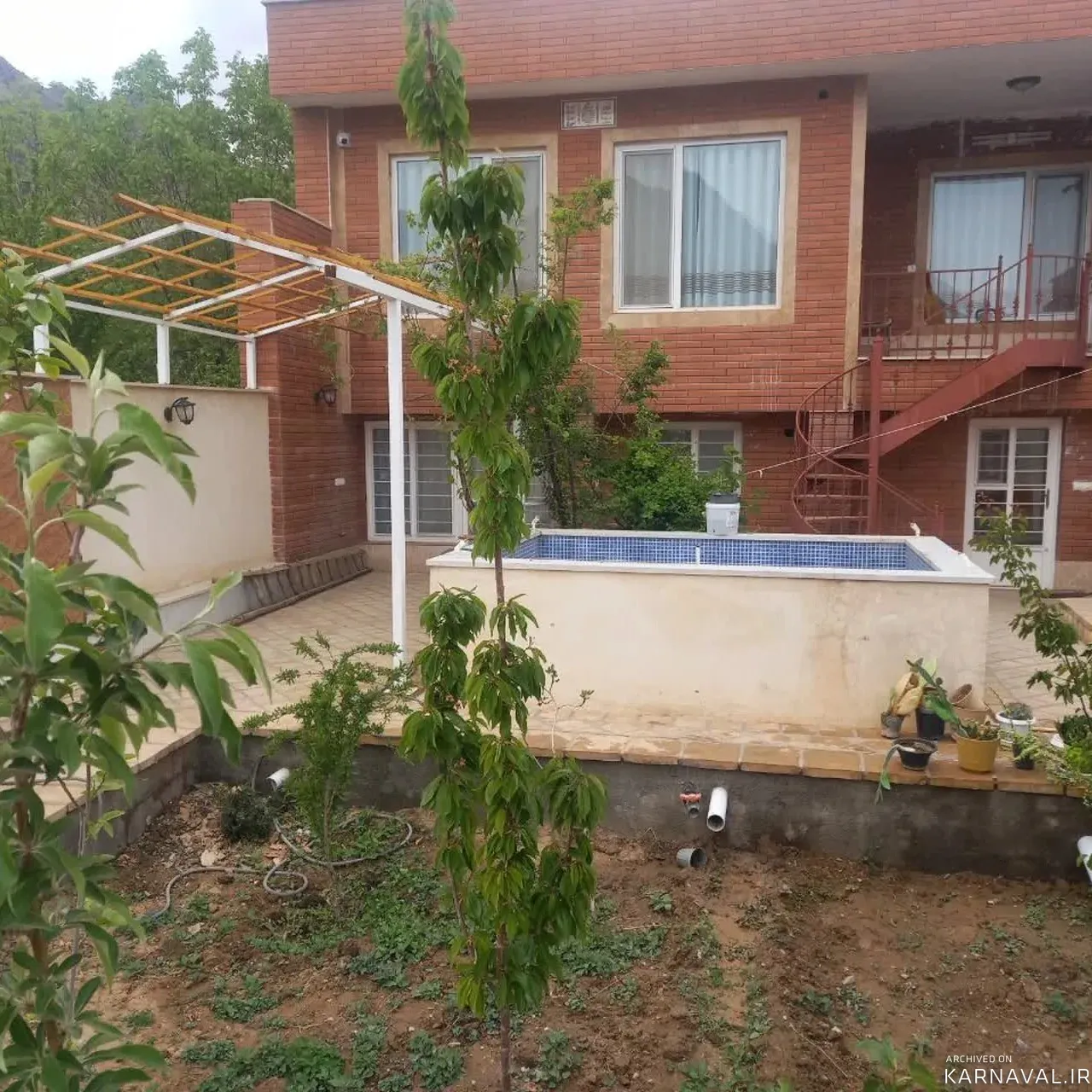 خانه ویلایی گلابدون قمصر