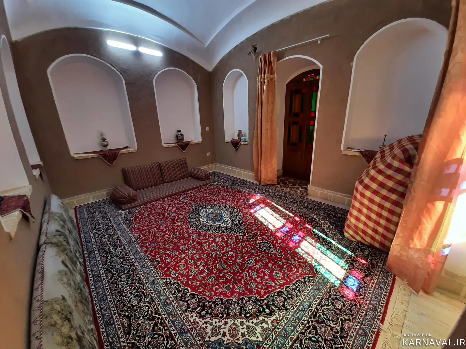 اقامتگاه بومگردی شیرعلی (اتاق طاقچه) نطنز اقامتگاه بومگردی شیرعلی (اتاق طاقچه) نطنز