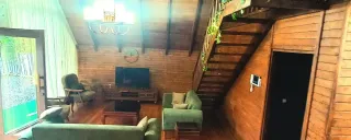کلبه سوئیسی استخردار آبگرم اصلان کتالم کلبه سوئیسی استخردار آبگرم اصلان کتالم