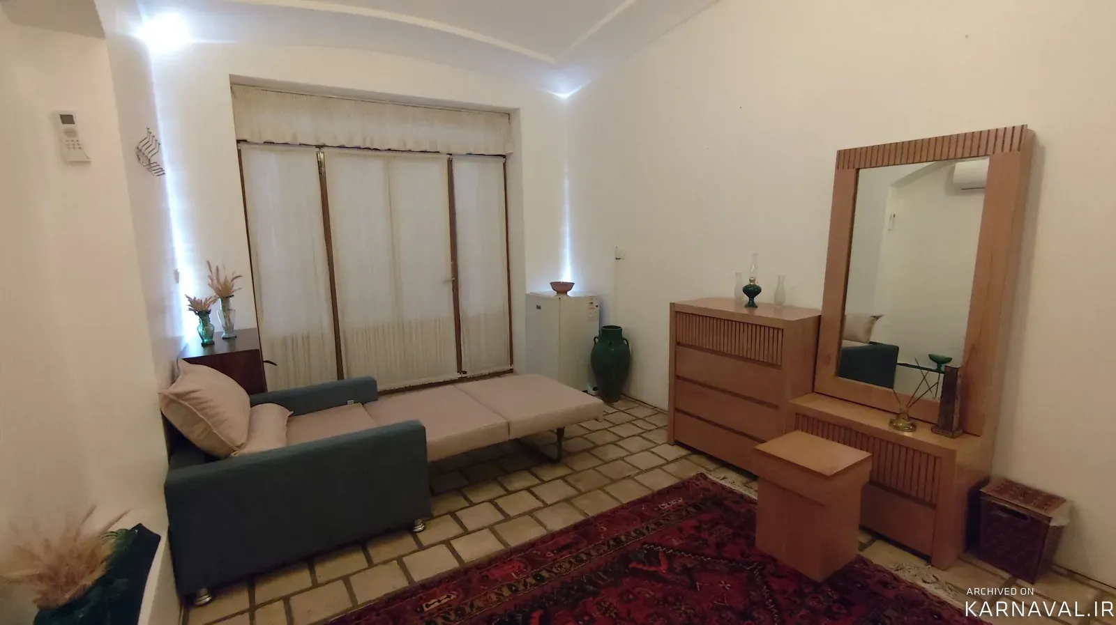 اقامتگاه بومگردی سنتی خانم تاج (اتاق گندم) کاشان اقامتگاه بومگردی سنتی خانم تاج (اتاق گندم) کاشان
