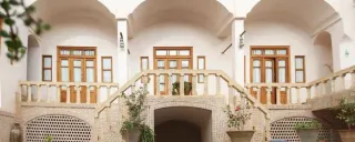 هتل سنتی کاشانه روشن (سه نفره با سرویس)،زیر همکف کاشان هتل سنتی کاشانه روشن (سه نفره با سرویس)،زیر همکف کاشان
