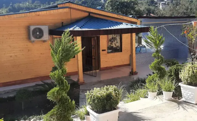 کلبه جنگلی سیمرغ زرین رامسر کلبه جنگلی سیمرغ زرین رامسر