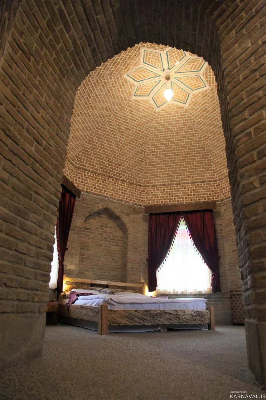 هتل سنتی هتل کاروانسرای یام (پنج تخته VIP) مرند هتل سنتی هتل کاروانسرای یام (پنج تخته VIP) مرند