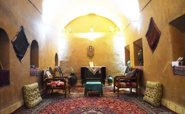 اقامتگاه بومگردی خانه رستم(اتاق هوشمند) یزد اقامتگاه بومگردی خانه رستم(اتاق هوشمند) یزد