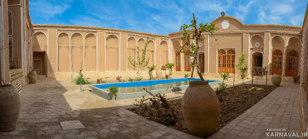 اقامتگاه بومگردی خورشید خانم میبد اقامتگاه بومگردی خورشید خانم میبد