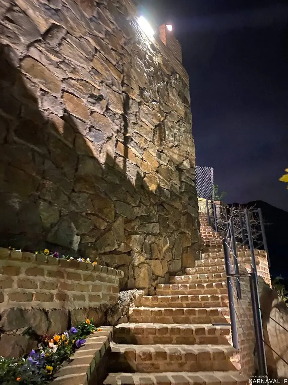 کلبه صخره  آسارا