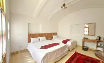 هتل سنتی عمارت ایرانی (سیلک) با صبحانه رایگان کاشان هتل سنتی عمارت ایرانی (سیلک) با صبحانه رایگان کاشان