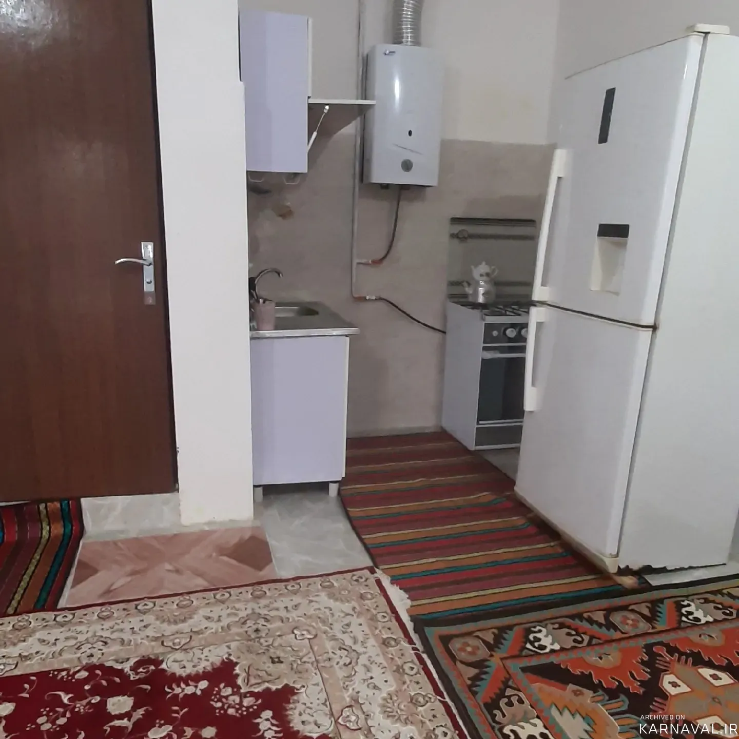 اقامتگاه بومگردی کلبه آبی (گیلماه) سنگر اقامتگاه بومگردی کلبه آبی (گیلماه) سنگر
