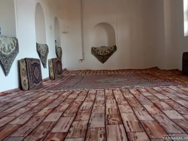 اقامتگاه بوم‌گردی کریم خان (اتاق۶) همدان