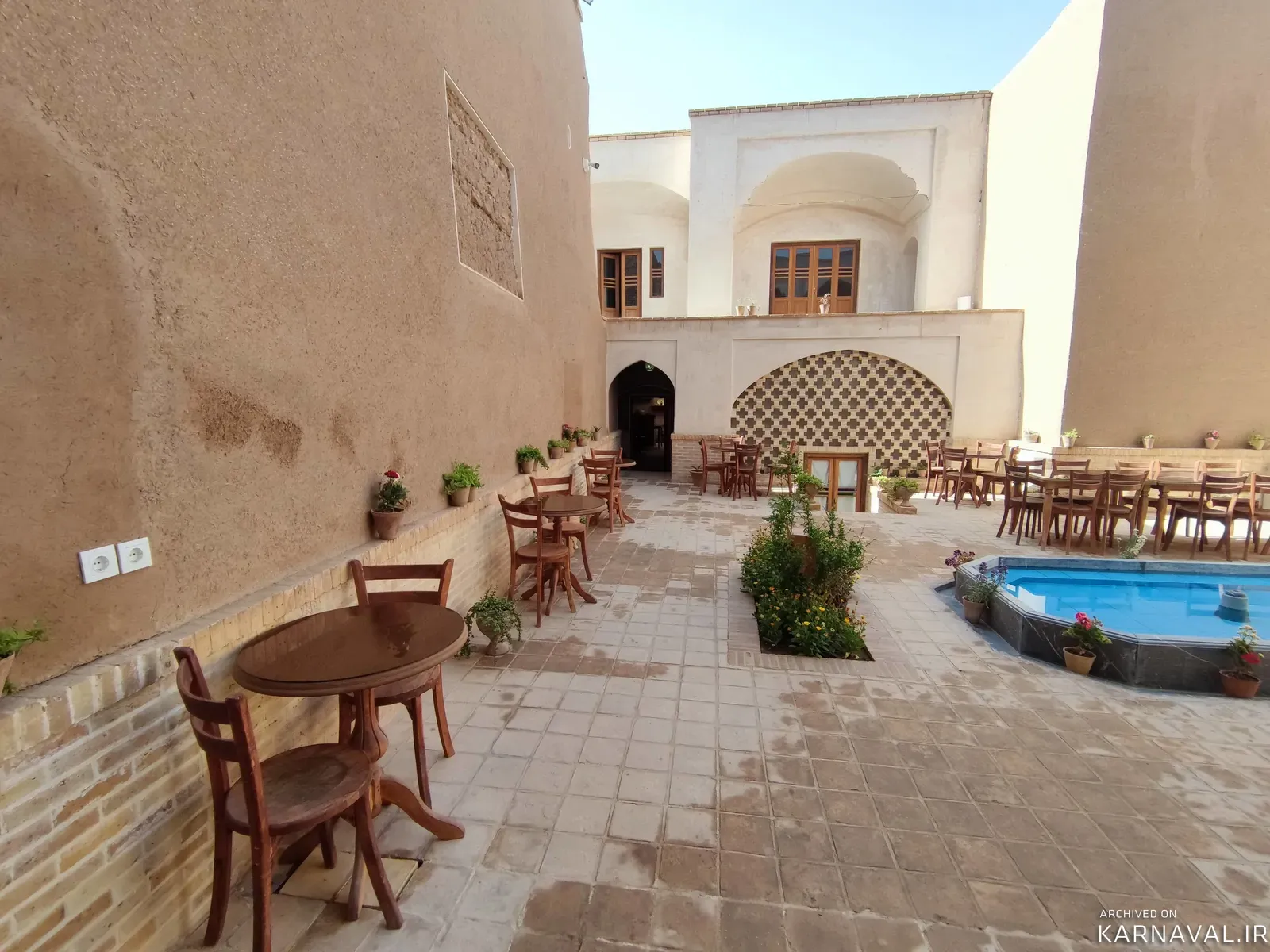 هتل سنتی سرای طاقچشمه (اتاق نگار)  آران و بیدگل