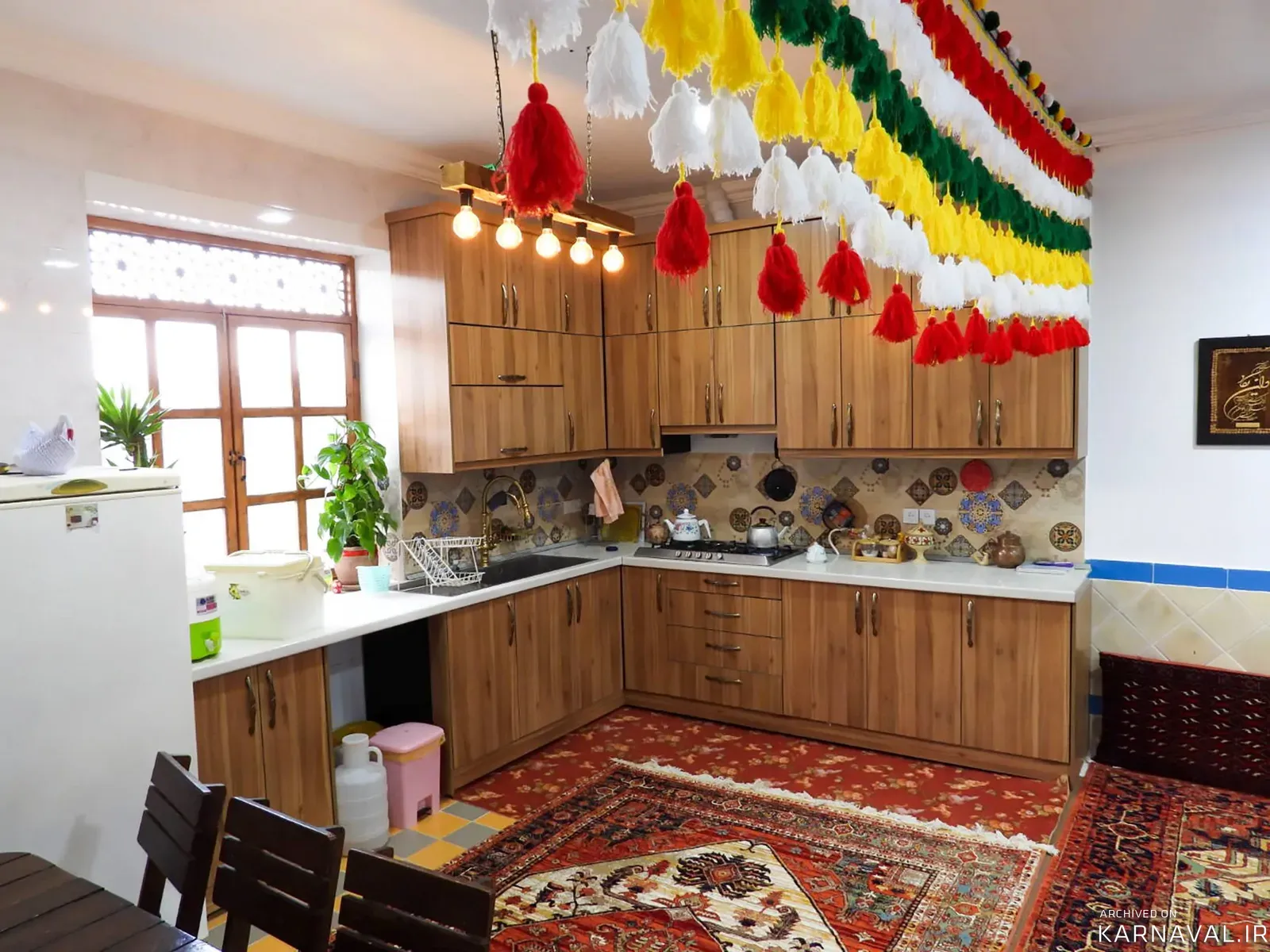 اقامتگاه بوم‌گردی سرای امیربیک (واحد شاه نشین) روستای اسفندیار طبس