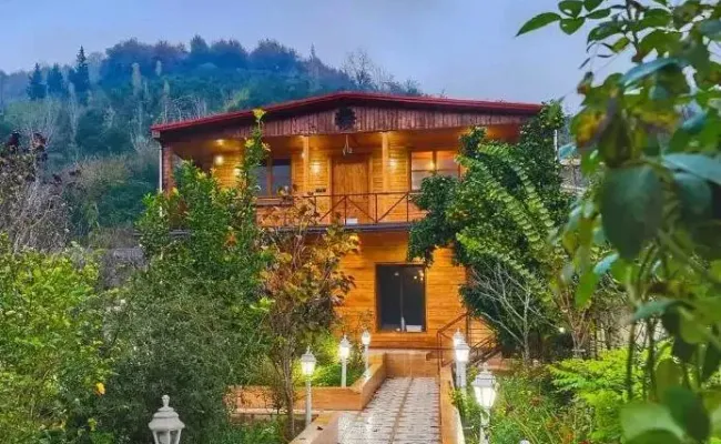 ویلا گلپر با دیزاین چوب با فوتبال دستی بابل ویلا گلپر با دیزاین چوب با فوتبال دستی بابل