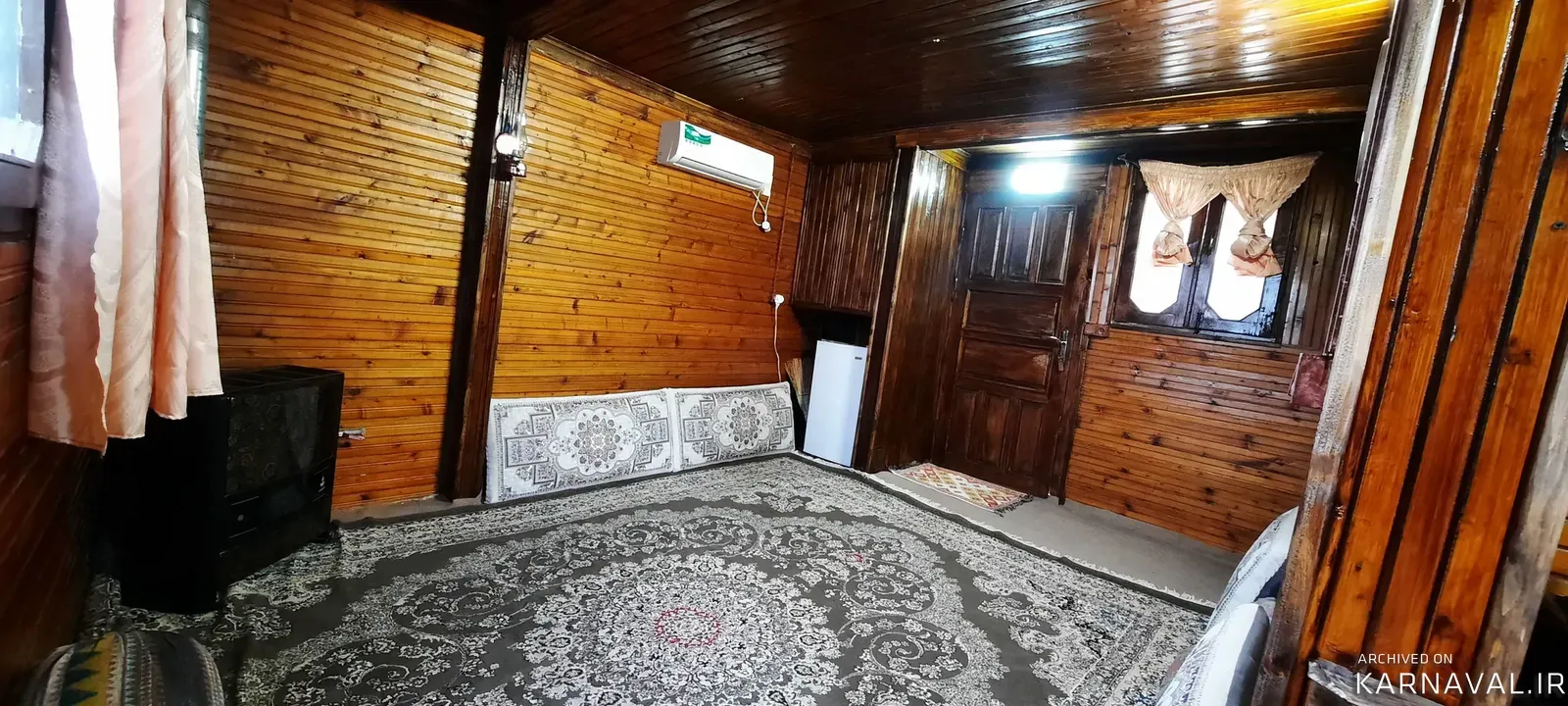 کلبه چوبی درختی صنوبر سوادکوه