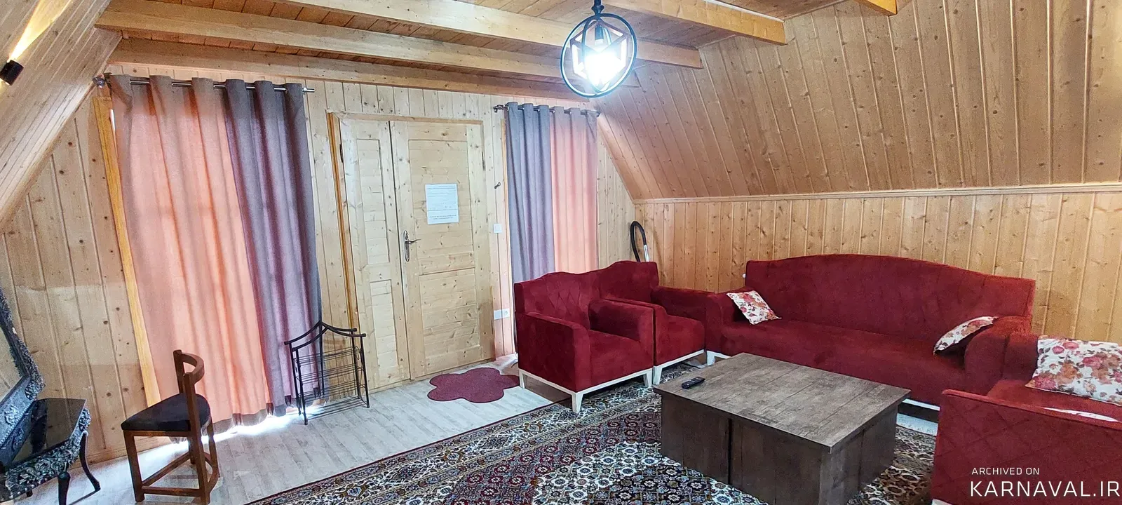 کلبه چوبی گیتی متل قو