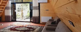 کلبه سوئیسی بهرام کنار رودخانه اسالم کلبه سوئیسی بهرام کنار رودخانه اسالم