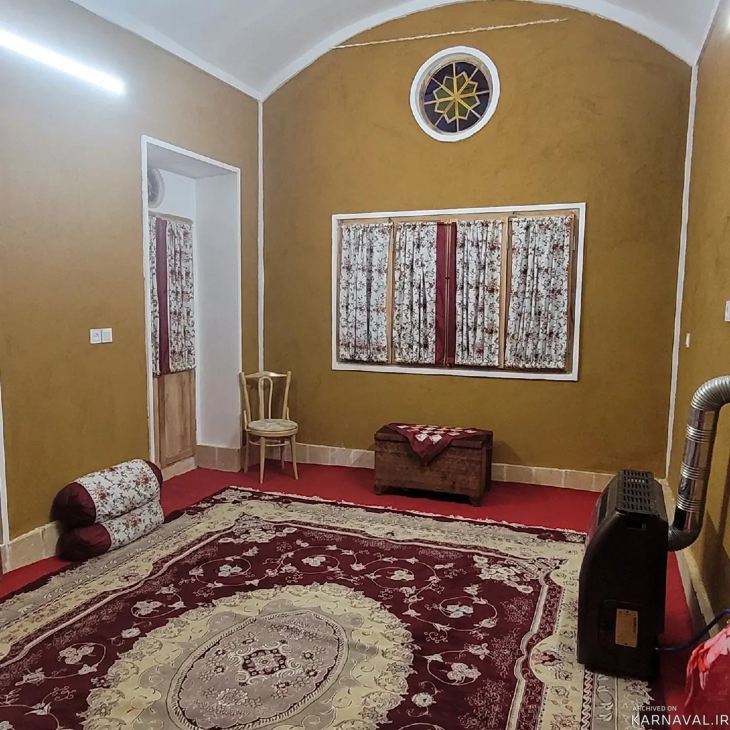 اقامتگاه بوم‌گردی ترنج (اتاق شاه نشین) کاشان