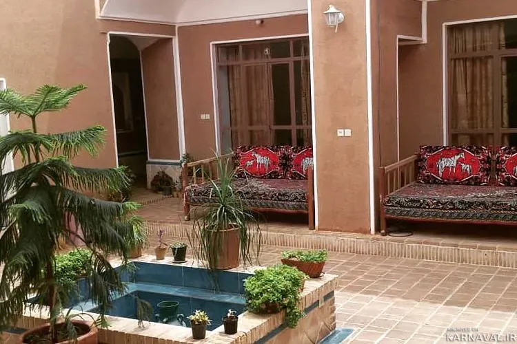 اقامتگاه بومگردی سپنتا(اتاق 9) ورزنه اقامتگاه بومگردی سپنتا(اتاق 9) ورزنه