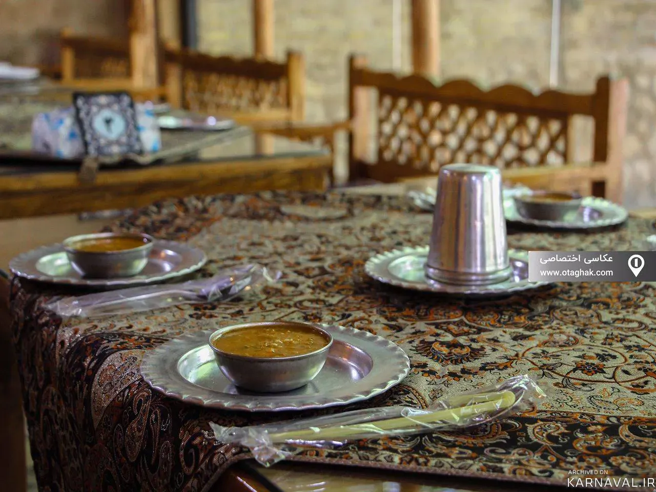 اقامتگاه بوم‌گردی خانه باغ ایرانی (اتاق صدرالدین محلاتی) شیراز