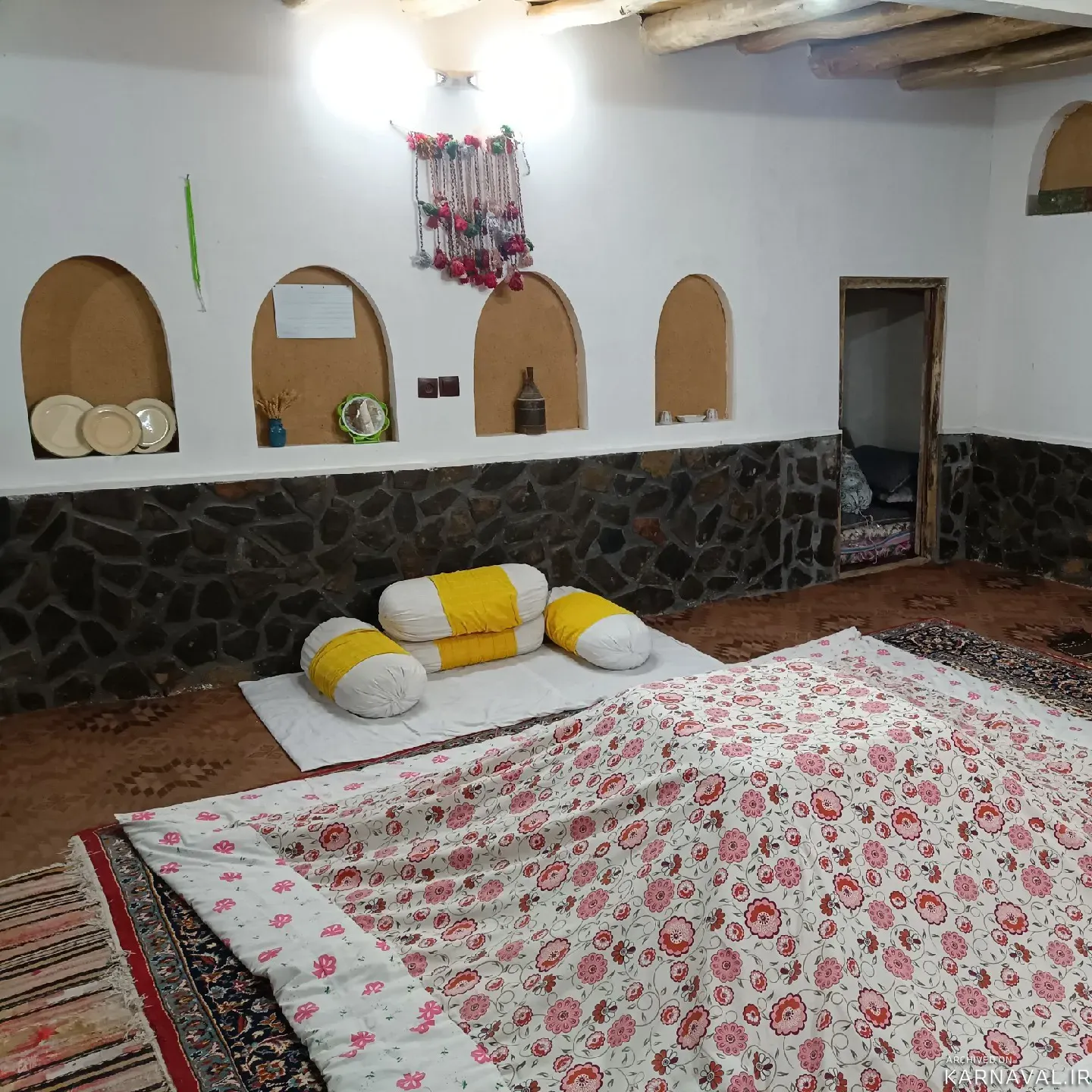 اقامتگاه بومگردی آرامش (بهار نارنج) برزک اقامتگاه بومگردی آرامش (بهار نارنج) برزک