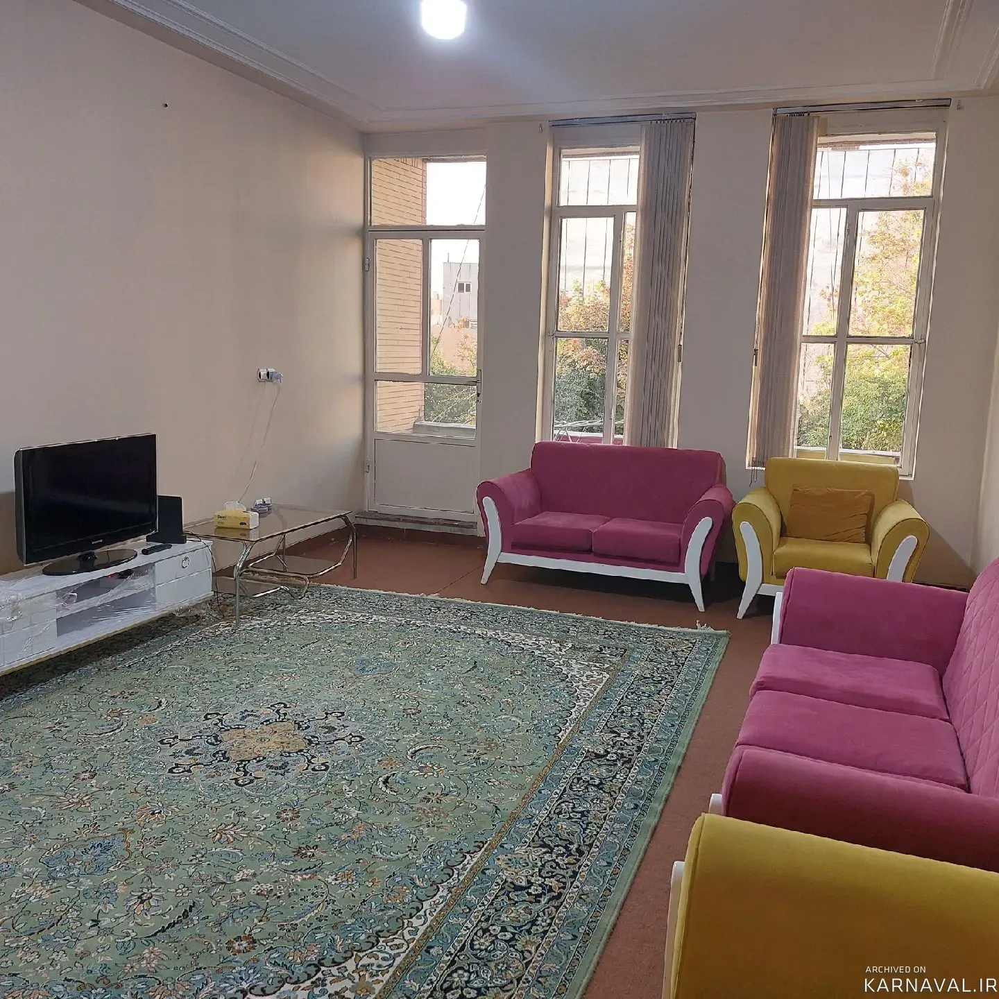 خانه دوخوابه نزدیک باغ جنت (طبقه دوم) شیراز خانه دوخوابه نزدیک باغ جنت (طبقه دوم) شیراز