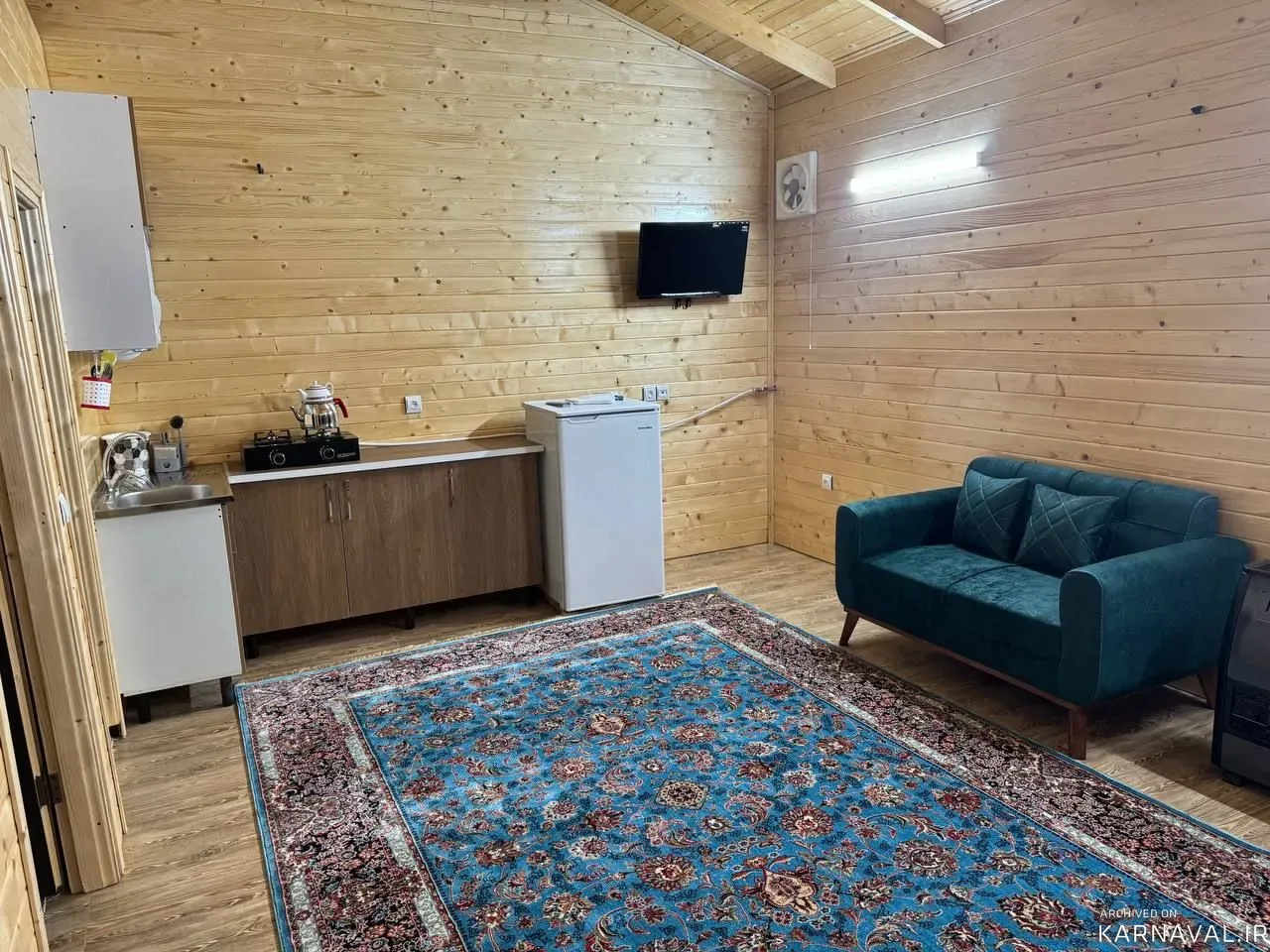 کلبه چوبی رویال لفور